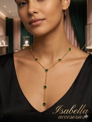 collar corbatero corazones verde