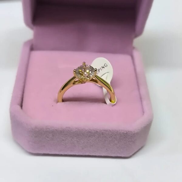 Anillo tipo compromiso
