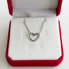 Collar Corazón Plateado 🤍